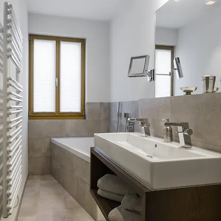 Apartman Ahorn *