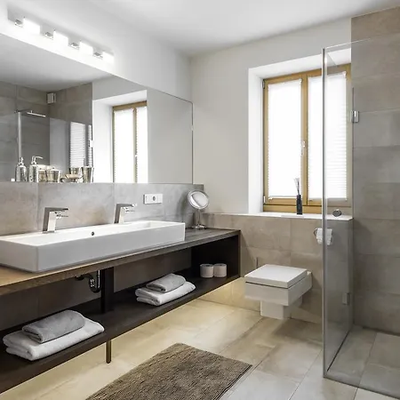 Ahorn Apartment